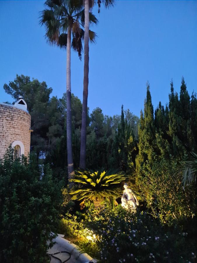 קאלה ללניה Private Villa Mit Eigenem Pool Unter Palmen מראה חיצוני תמונה